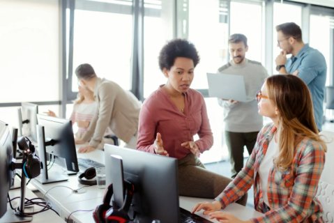 Моніторинг та оцінка (M&E) для програм розвитку