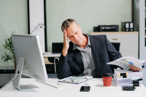 260704 Understanding the Difference Between Tiredness and Clinical Burnout
