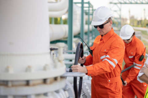 Permit to Work Systems for Refinery Operations