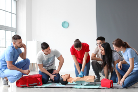 First aid awareness in the workplace (FAOFcntyf)