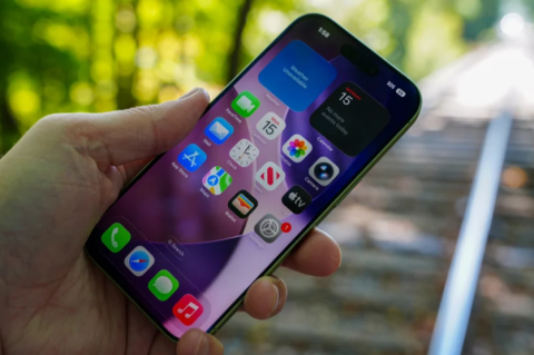 Protecting Mobile Devices (IS04)