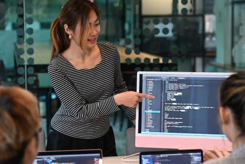Using SQL in Databases (COD07)