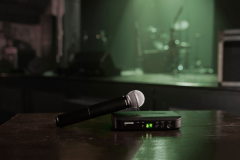 BLX1288/CVL - Wireless Combo System with PG58 Handheld and CVL