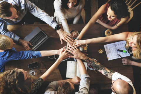 (Multilingual) Coaching Team Members to Build Relations and Deliver Results