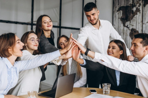 (Multilingual) Leading Team Meetings Effectively